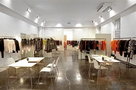 STUDIO ZETA SHOWROOMS (@studiozeta) .